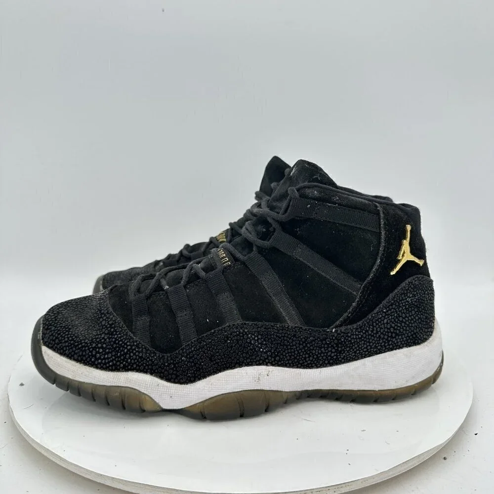 Nike Air Jordan 11 Heiress Youth Size 6Y Women 7.5 852625-030 Black White Shoes
